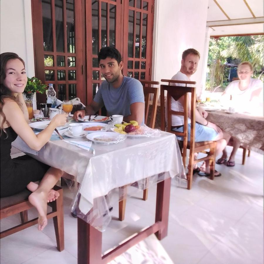 אנוראדפורה Yaluwa Tourist Rest & Cooking Class מראה חיצוני תמונה