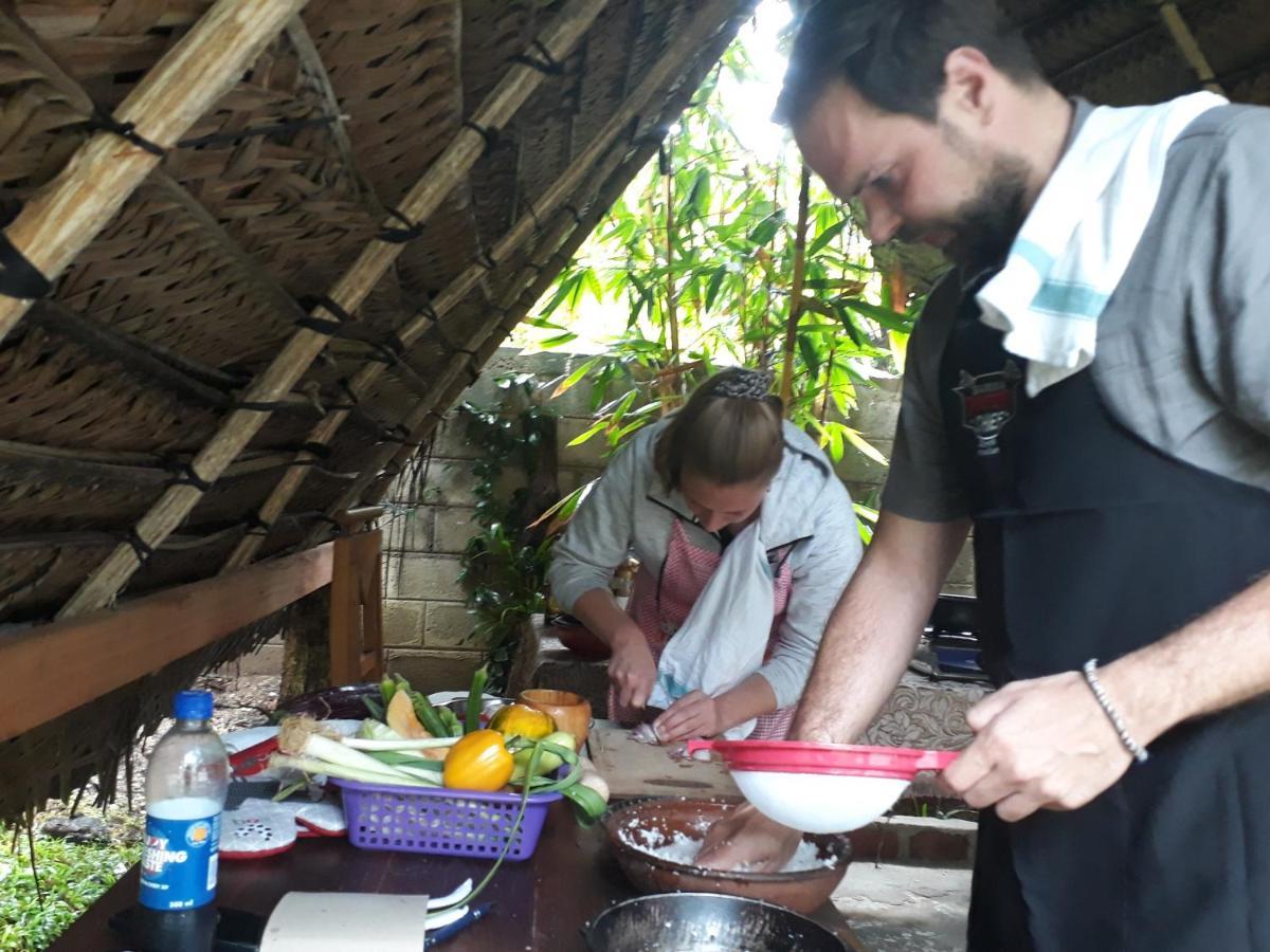 אנוראדפורה Yaluwa Tourist Rest & Cooking Class מראה חיצוני תמונה